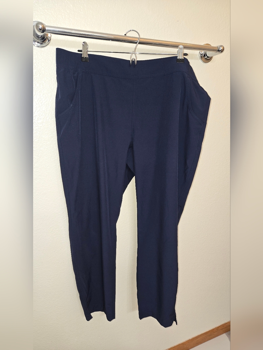 Eddie Bauer Navy Traveler Pants